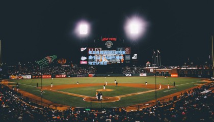 mk体育官方网站|弗里克强调团队轮换重要性 坦言加维伤情牵动全队情感